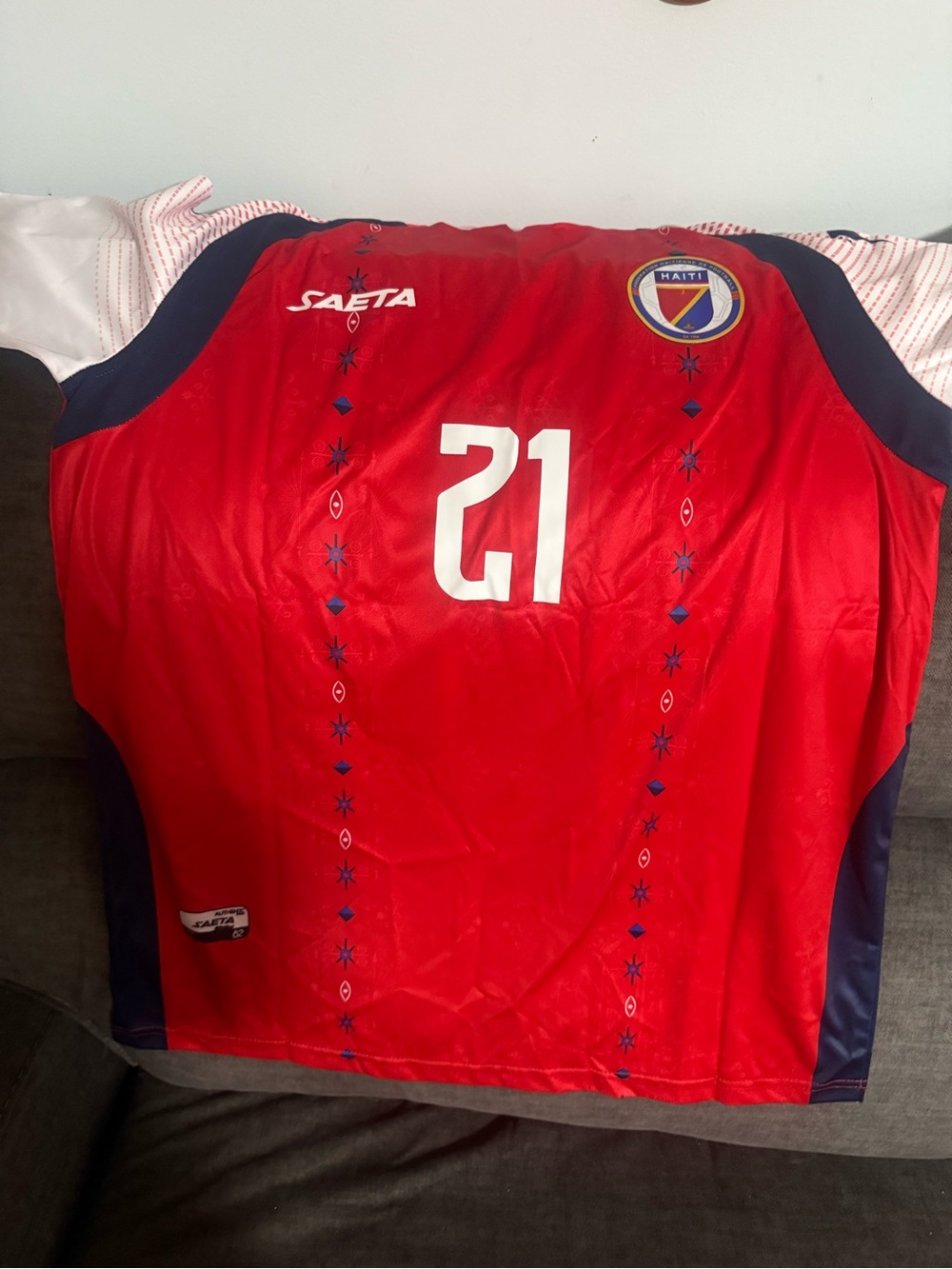 Jersey - Picture 2 of 2